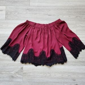 Prose & Poetry Burgundy Off-Shoulder Top Womens Small Black Lace Trim Boho